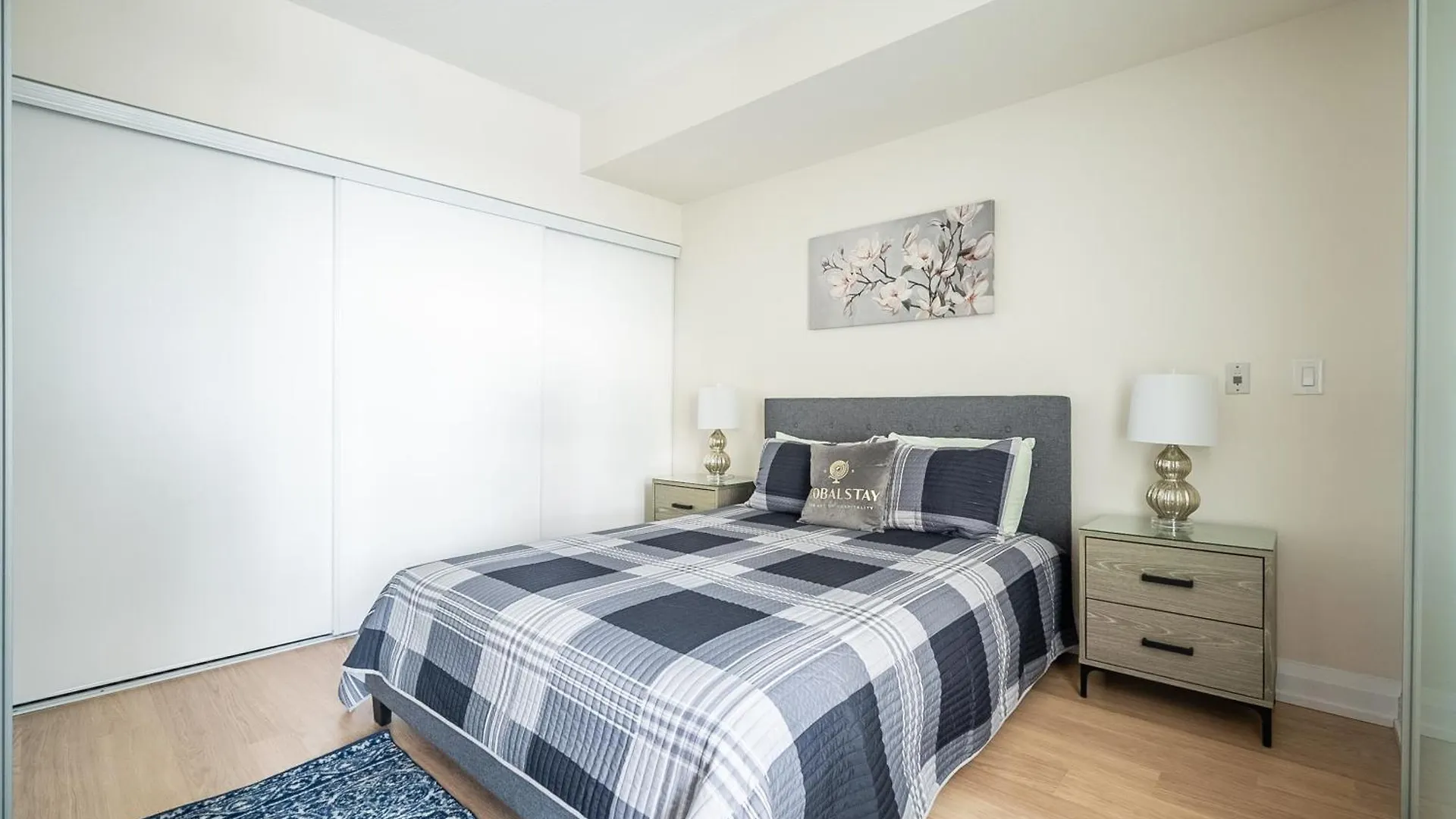 Globalstay Modern Apartments In North York Skyscraper Торонто